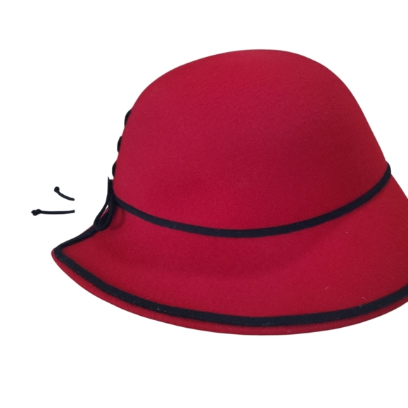 Liz Claiborne Red Wool Cloche Hat with Black Trim. - Picture 7 of 12